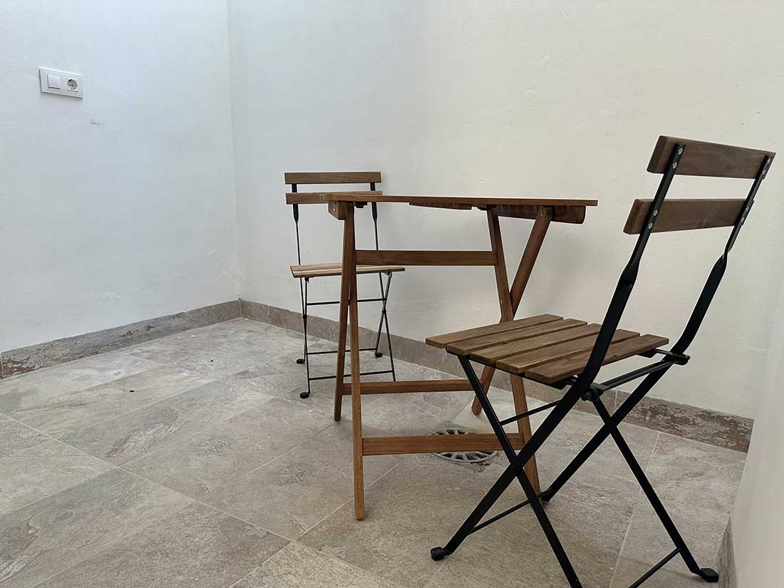 12patio.jpg